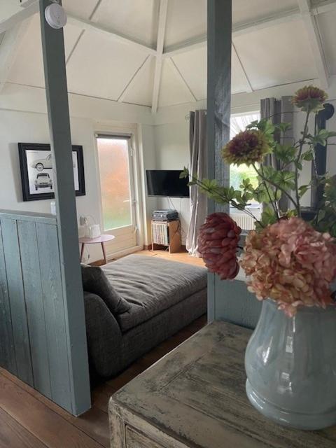 Holiday Cottage De Garage Inn Hank Eksteriør billede
